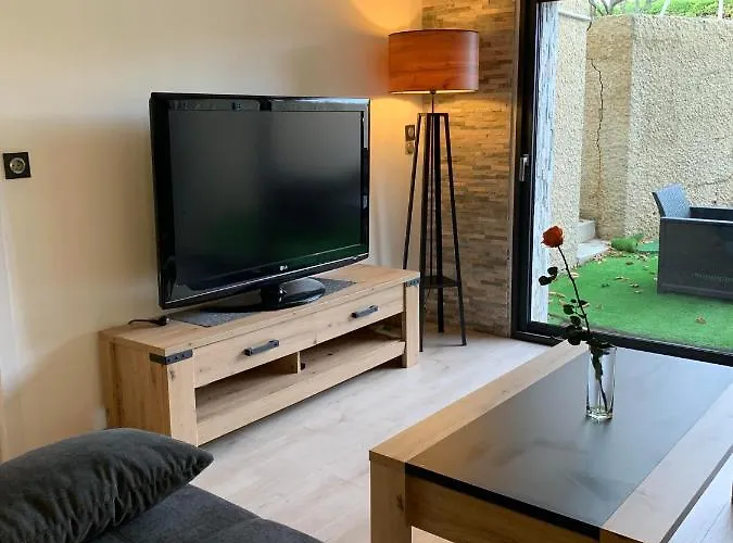 Joli Loft Dans Villa A Cornas